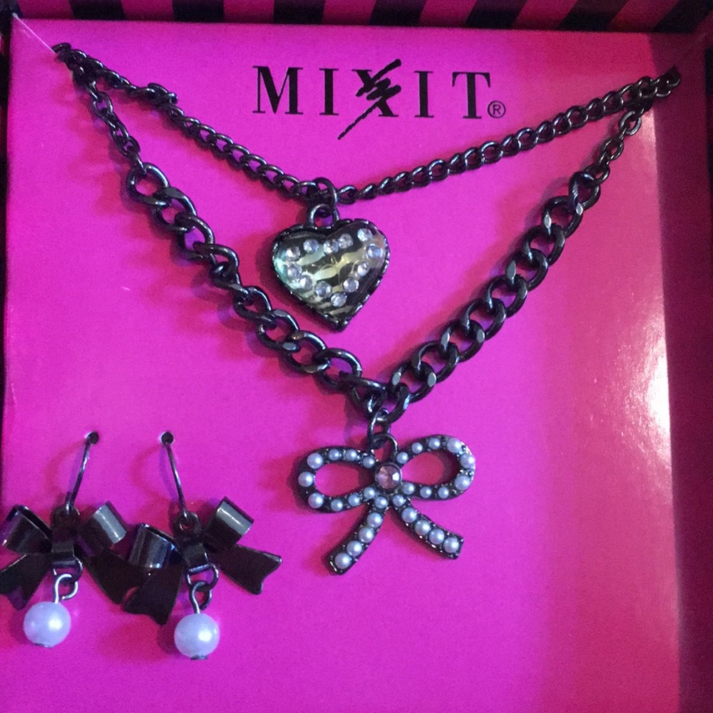 🎀offers🎀 earring & necklace set